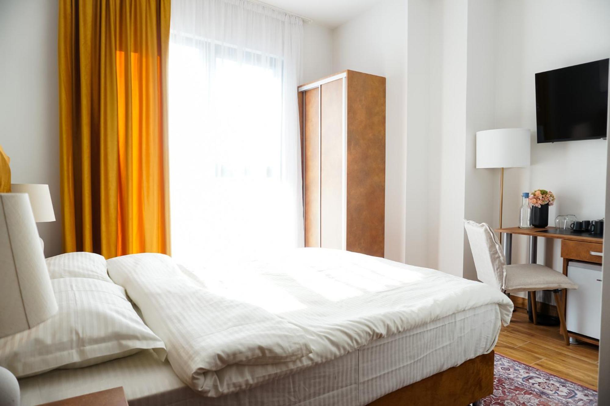 Hotel Fantazia Nagyvárad Kültér fotó